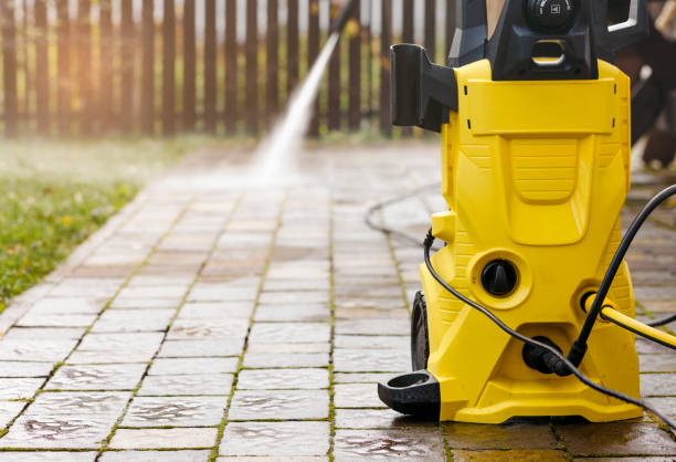 Best Pool Deck Cleaning  in Bay Park, NY